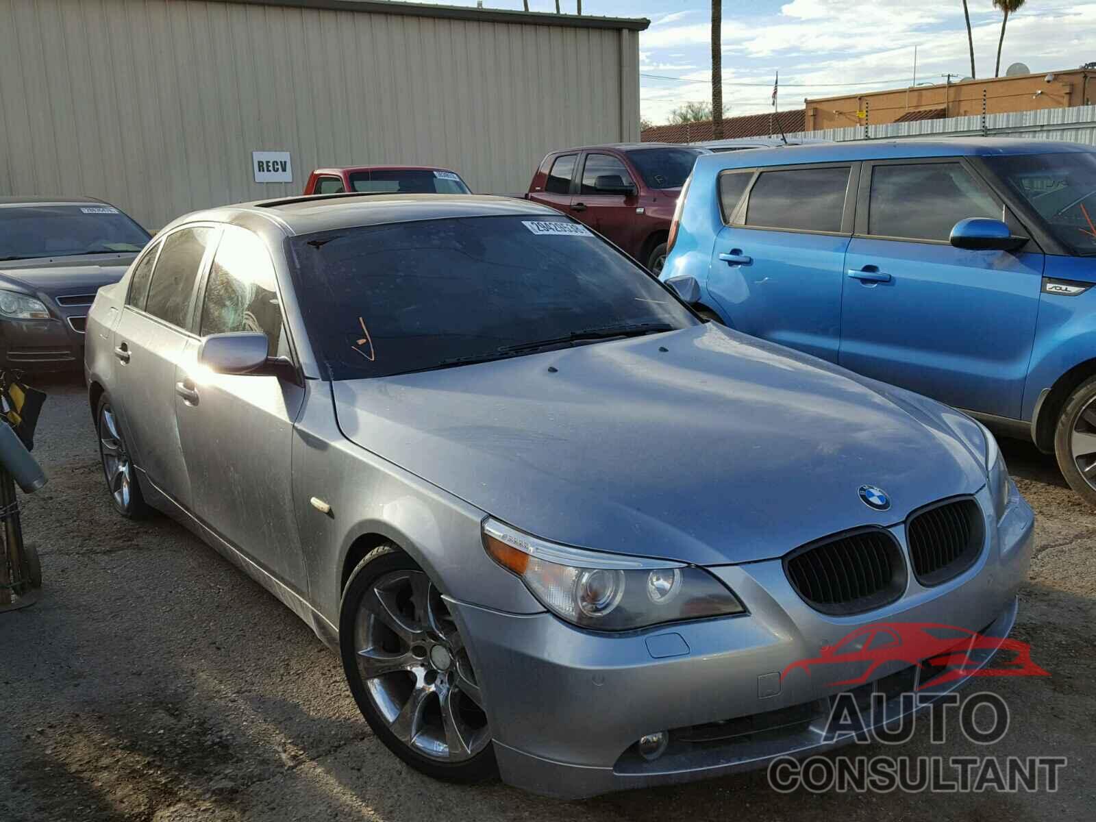 BMW 545 I 2005 - 3C4NJCAB7JT211396