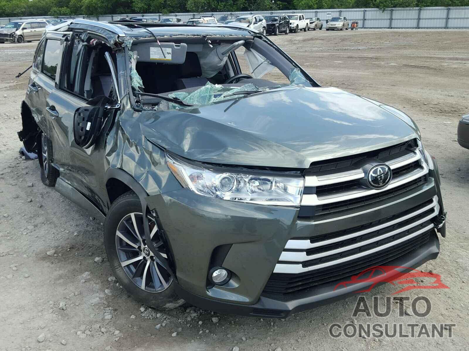 TOYOTA HIGHLANDER 2017 - 5TDKZRFH7HS202455