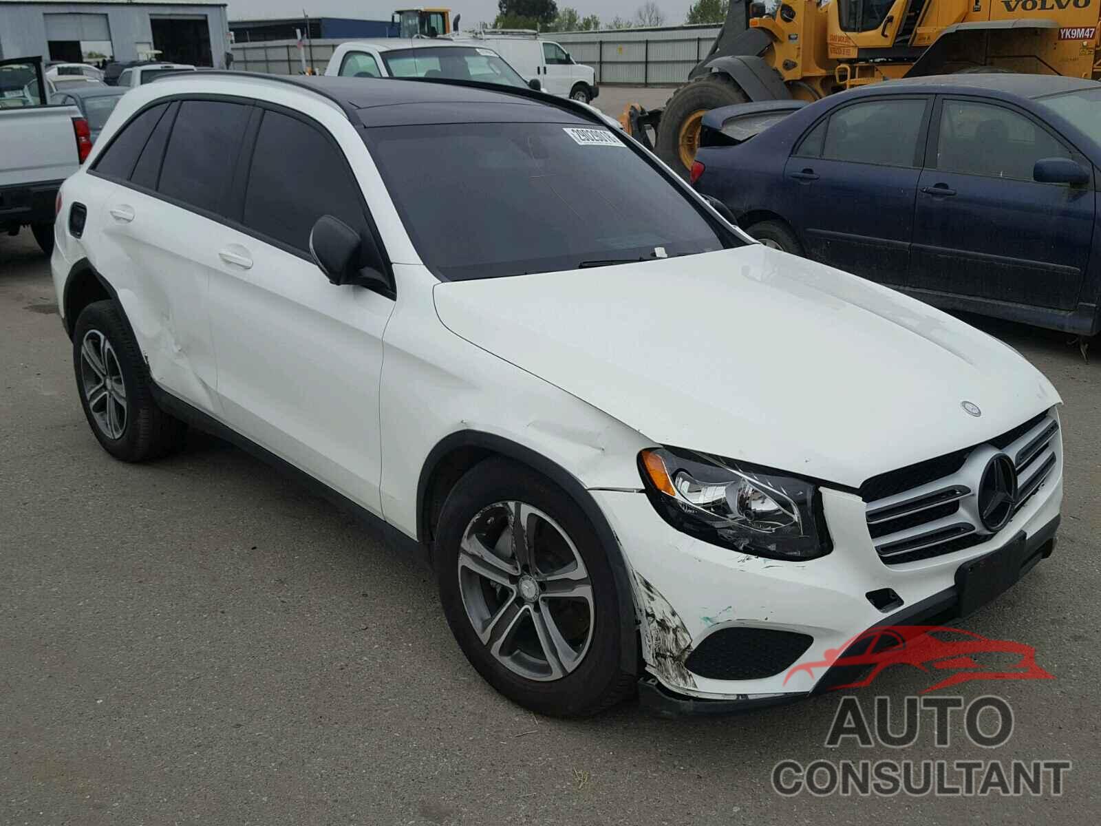 MERCEDES-BENZ GLC300 2016 - WDC0G4JB1GF083250