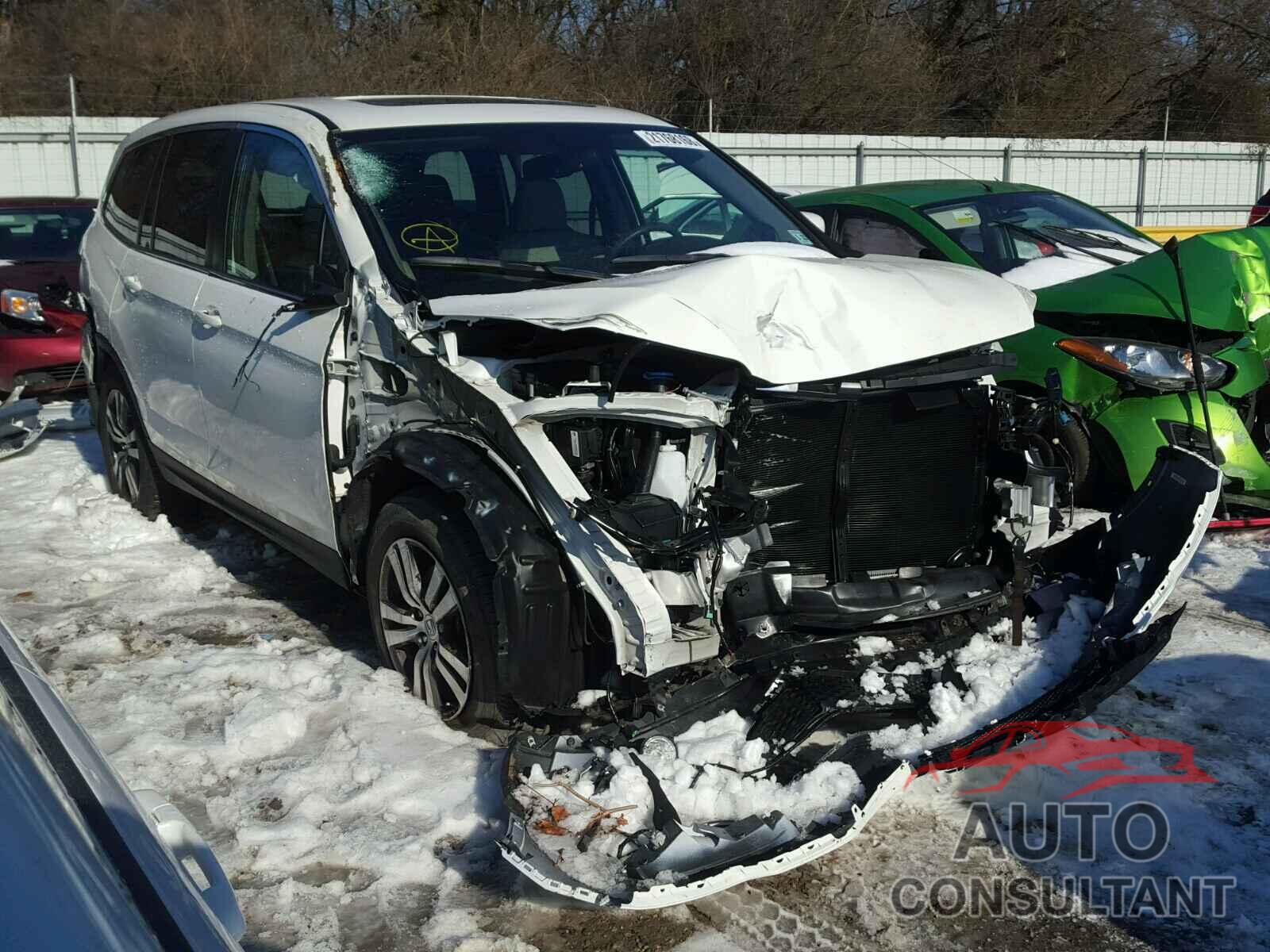HONDA PILOT 2017 - 5FNYF6H51HB004611