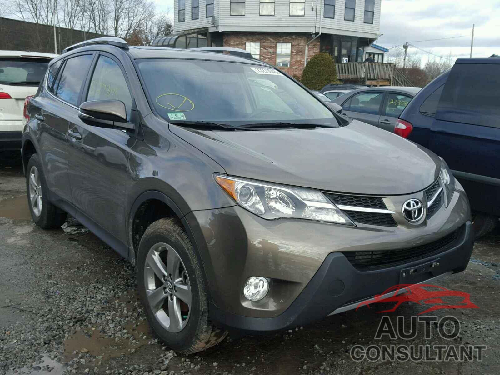 TOYOTA RAV4 2015 - JTMRFREV1FD126612