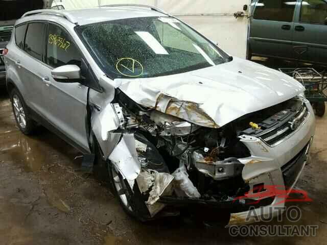 FORD ESCAPE 2015 - 1FMCU9J97FUB92775
