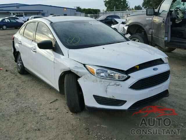 FORD FOCUS 2015 - 1FADP3E26FL335950