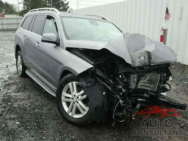 MERCEDES-BENZ GL450 2015 - 4JGDF6EE7FA510772