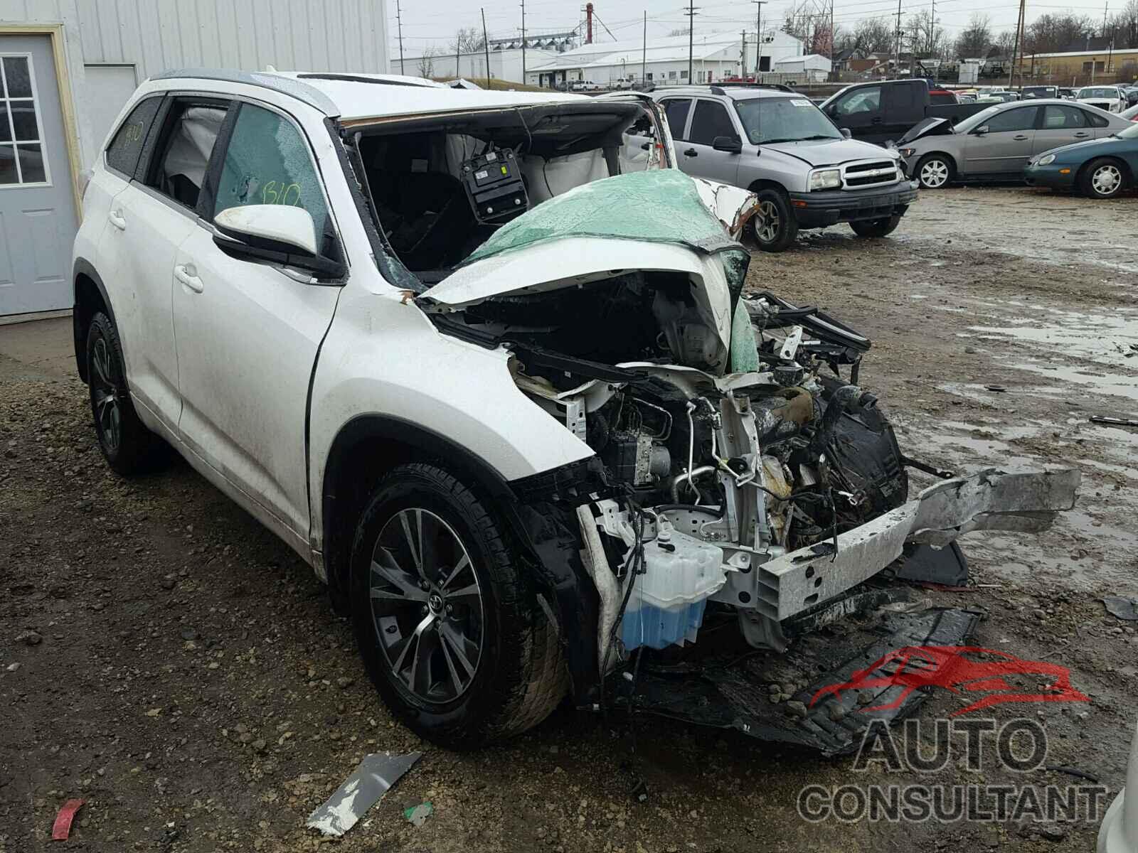 TOYOTA HIGHLANDER 2016 - 5TDJKRFH4GS266872