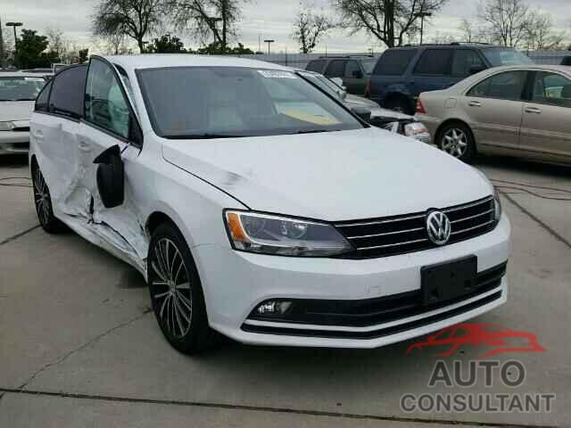 VOLKSWAGEN JETTA 2016 - 3VWD17AJ4GM401859