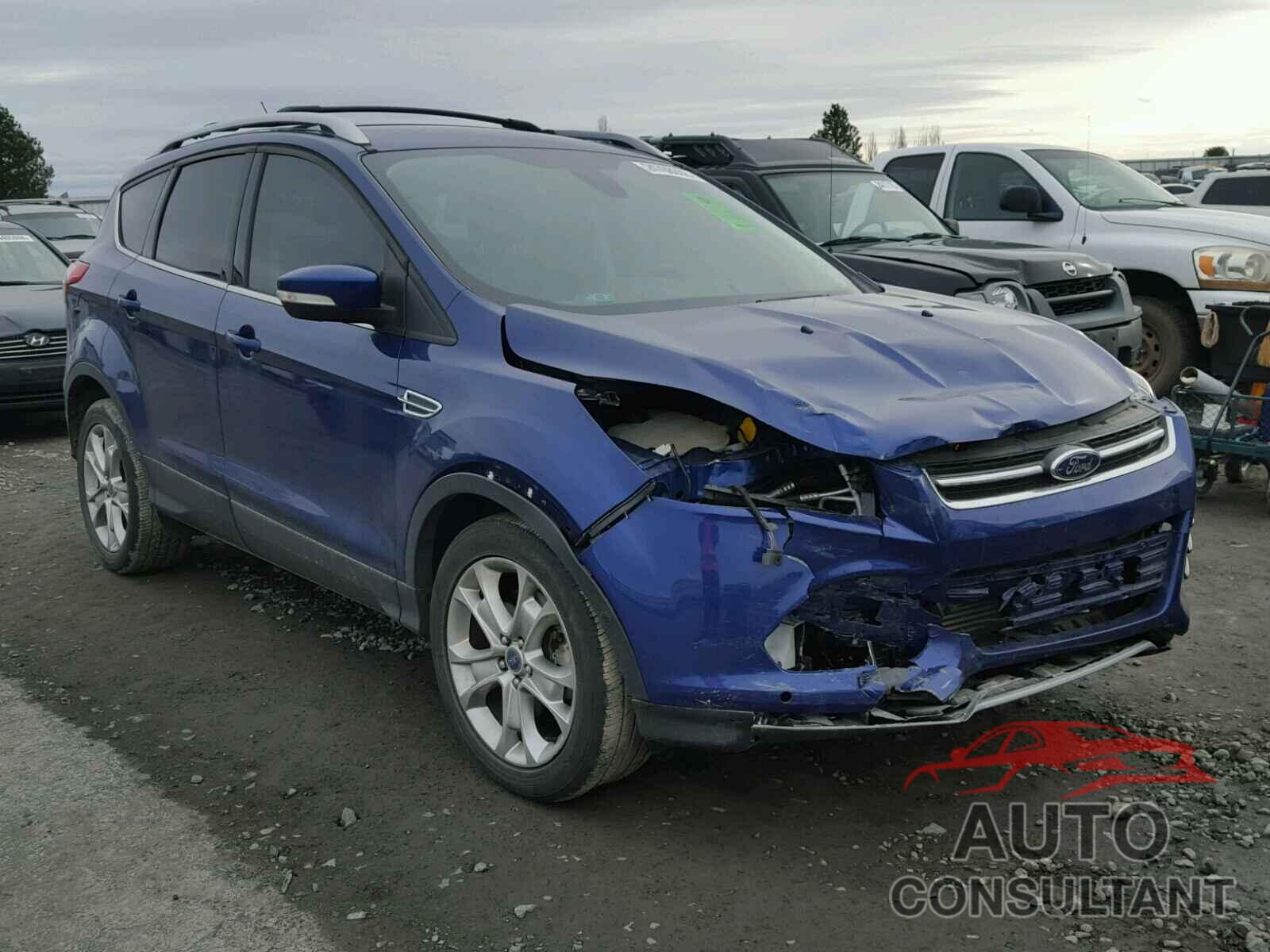 FORD ESCAPE 2015 - 1FMCU9J98FUA53173