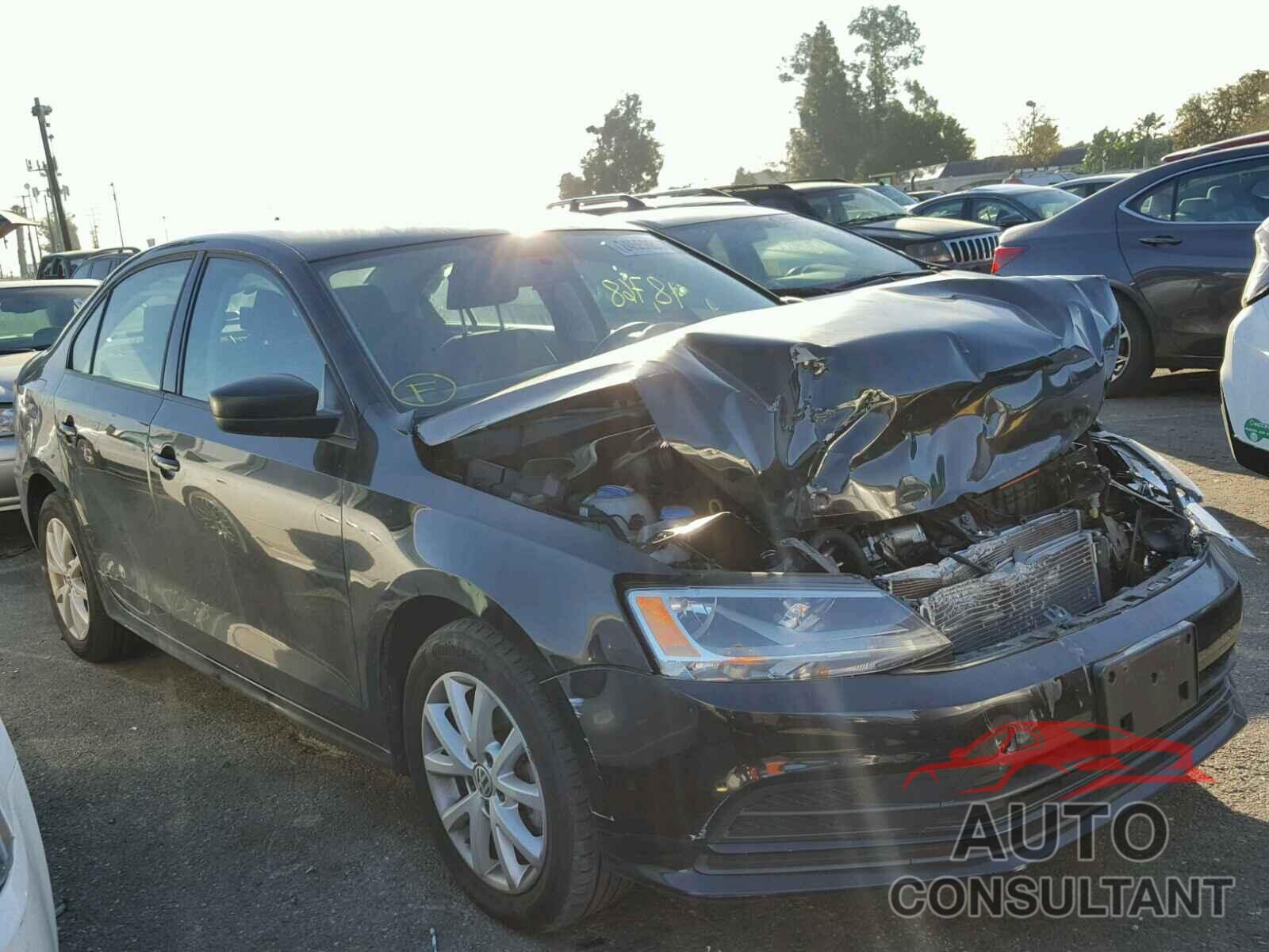 VOLKSWAGEN JETTA 2015 - 3VWD17AJ8FM259496