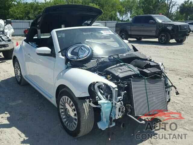 VOLKSWAGEN BEETLE 2015 - 3VW517AT5FM815639