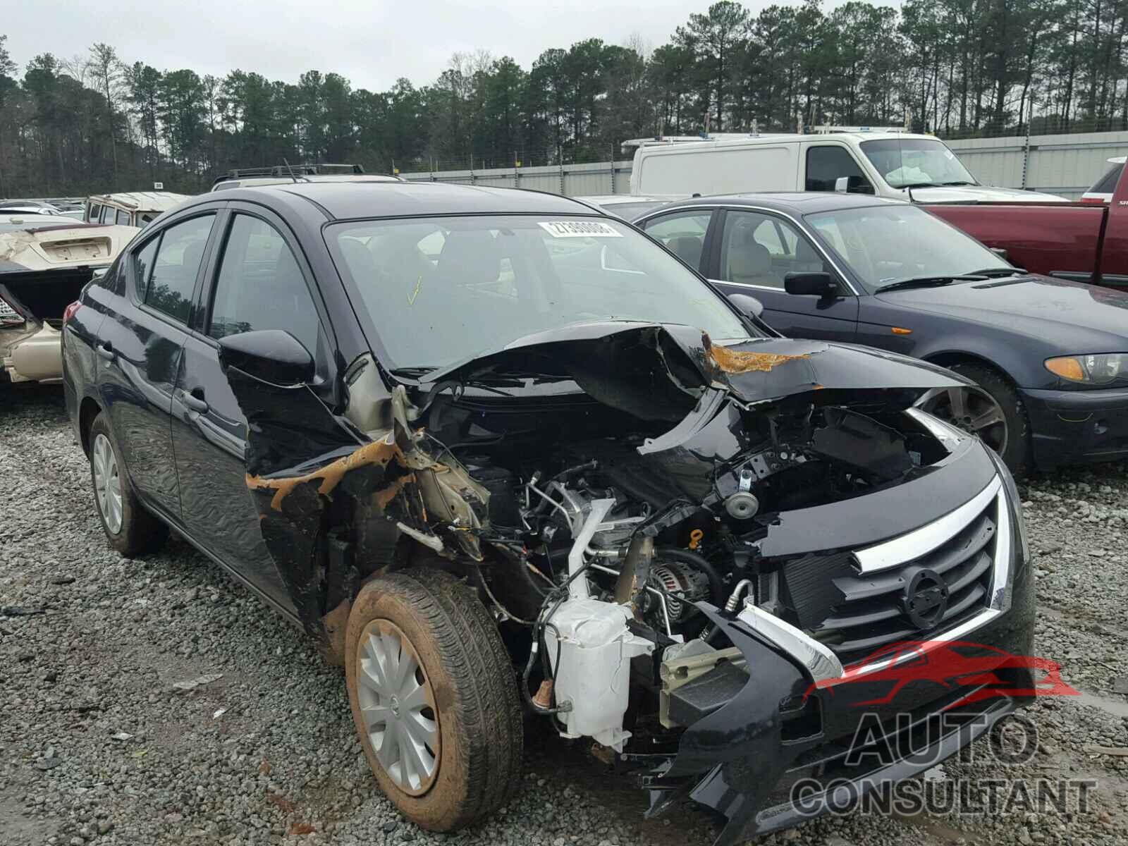 NISSAN VERSA 2018 - 3N1CN7AP4JL829826