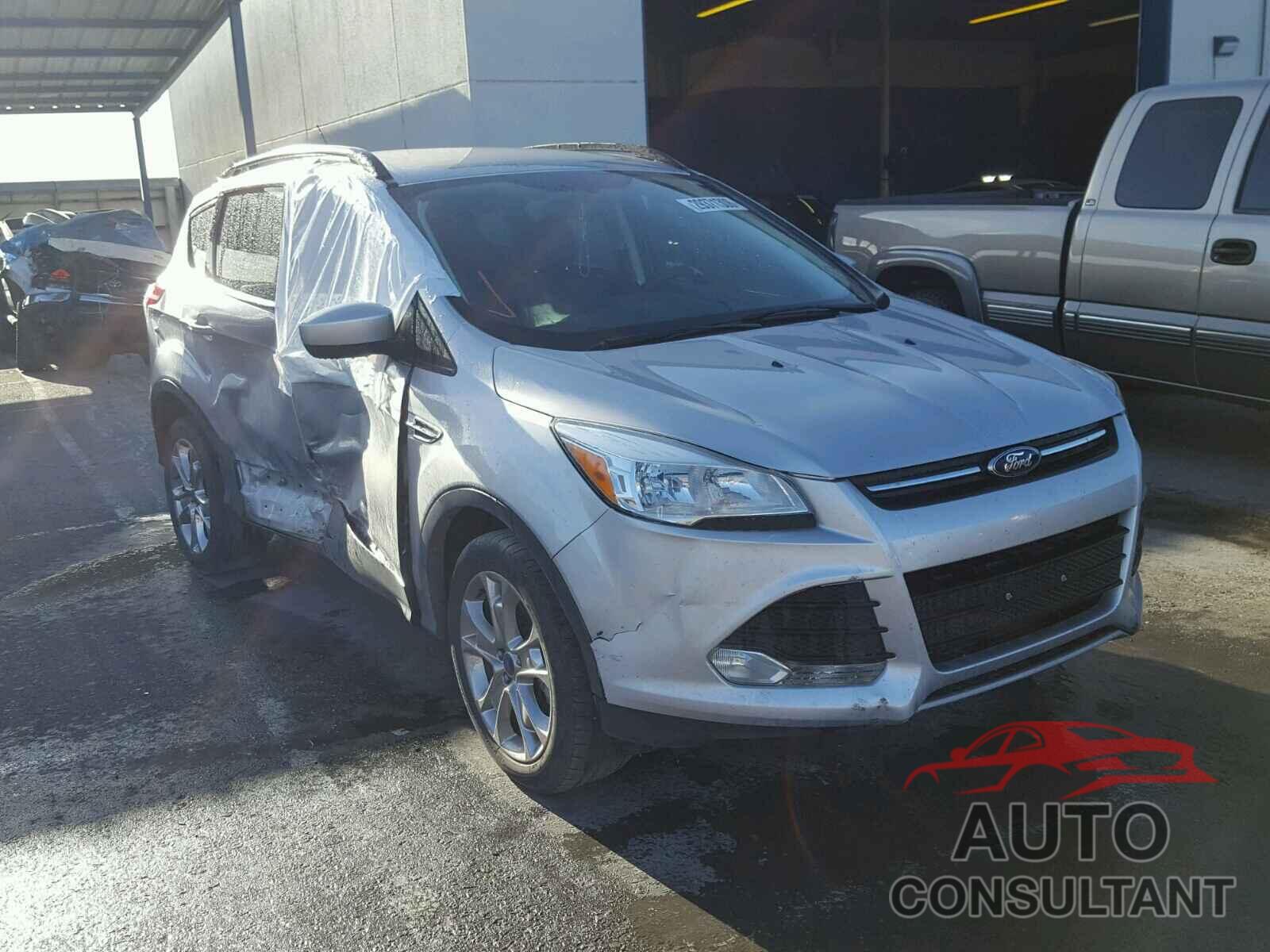 FORD ESCAPE 2015 - 1FMCU9G93FUB49168