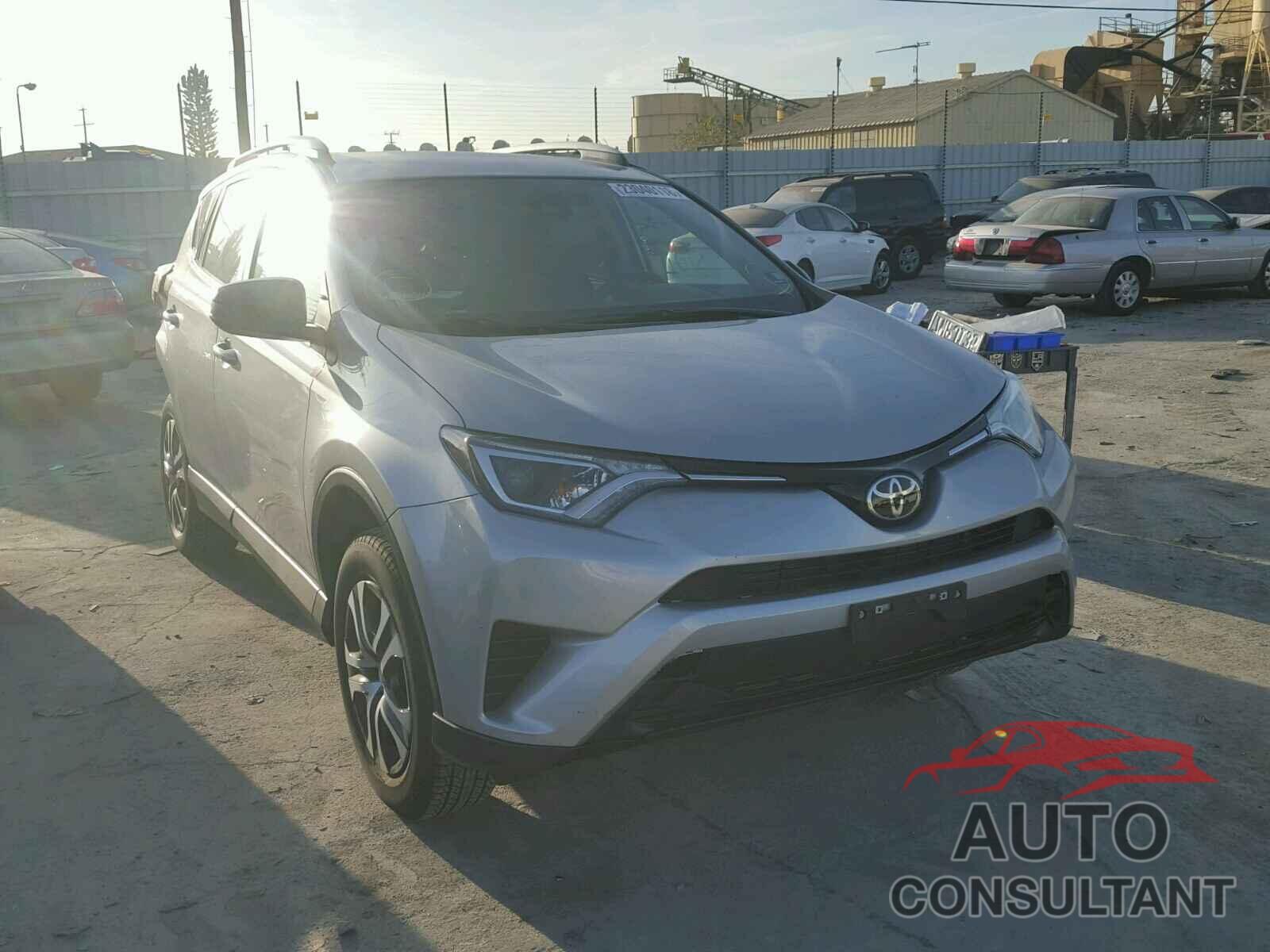 TOYOTA RAV4 2017 - 2T3ZFREV1HW350484