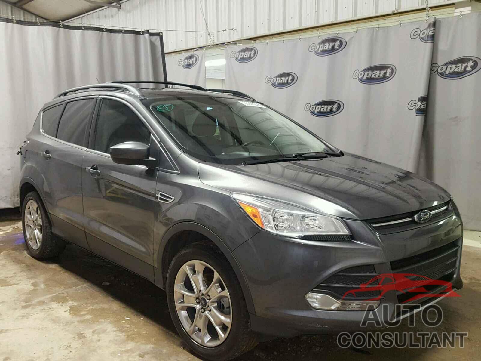 FORD ESCAPE 2015 - 1FMCU0GXXFUC00837