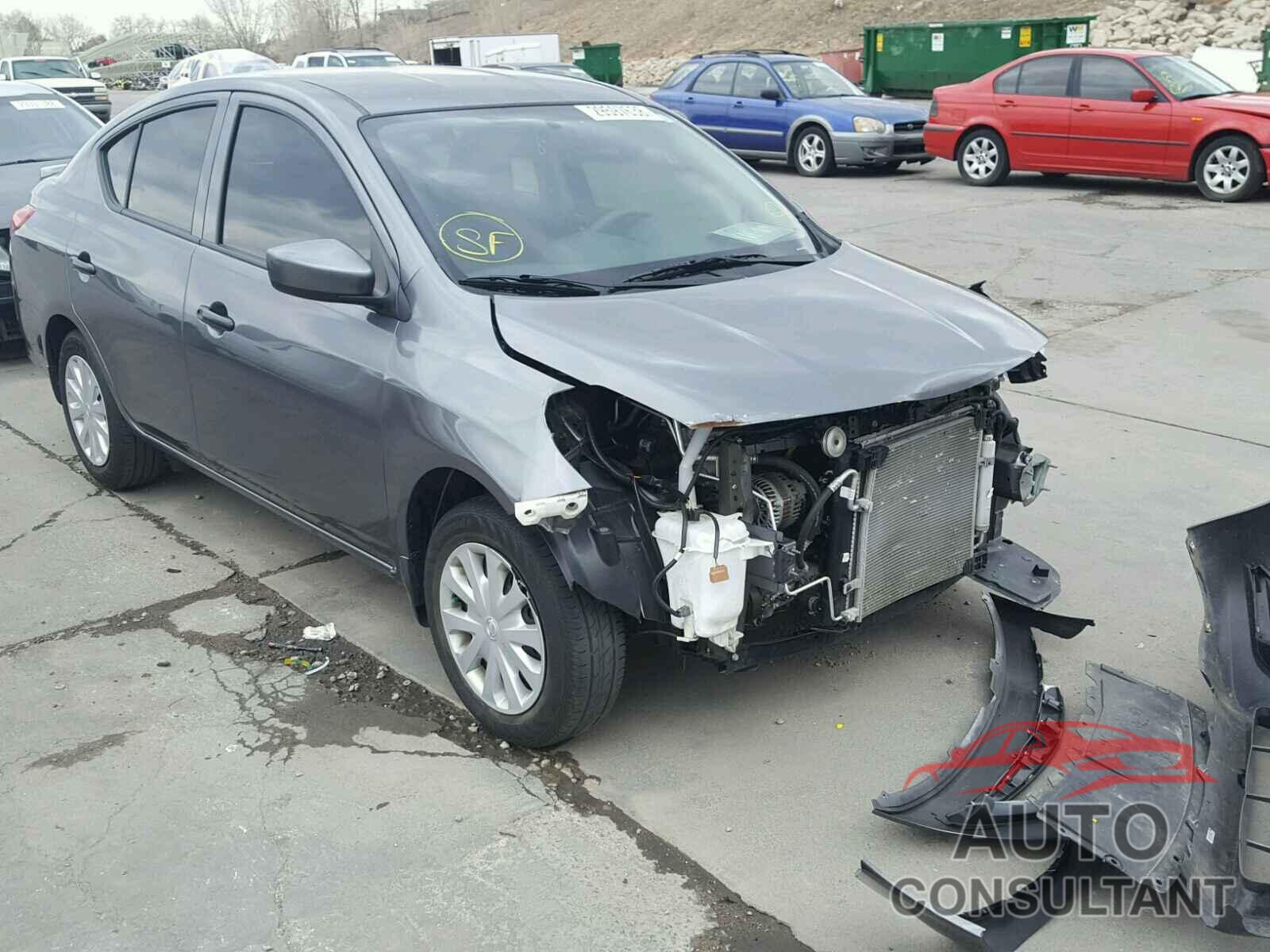 NISSAN VERSA 2017 - 3N1CN7AP9HL817262