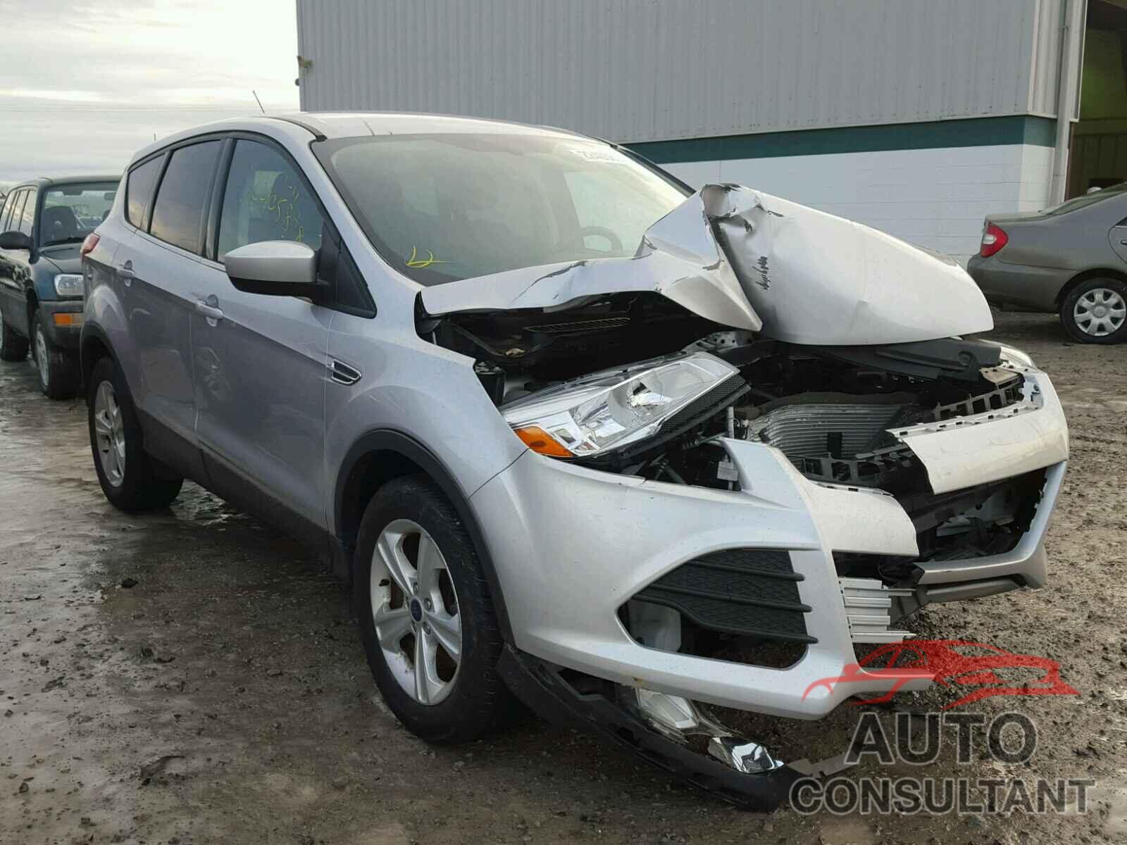 FORD ESCAPE 2015 - 1FMCU9GX8FUB26631