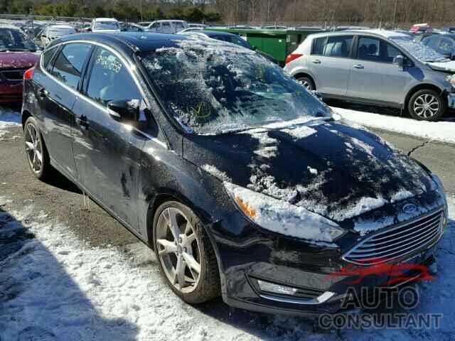 FORD FOCUS 2015 - 1FADP3N20FL377871