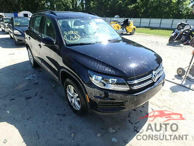 VOLKSWAGEN TIGUAN 2015 - WVGAV7AXXFW511727