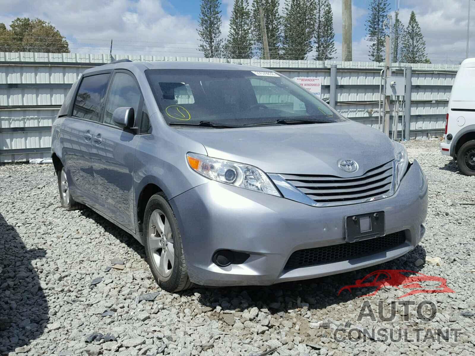 TOYOTA SIENNA 2015 - 5TDKK3DC3FS621005