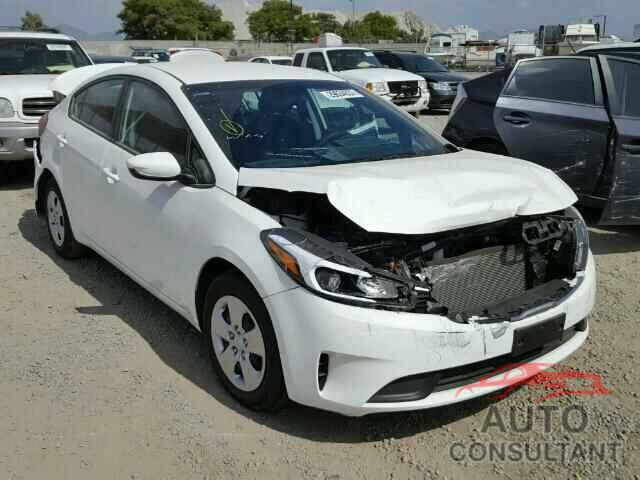 KIA FORTE 2017 - 3KPFK4A71HE028528