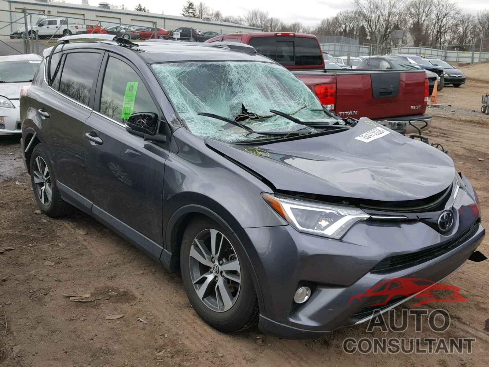 TOYOTA RAV4 2017 - JTMRFREV5HJ115522