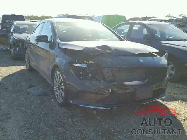 MERCEDES-BENZ CLA 250 2017 - WDDSJ4GB4HN435239