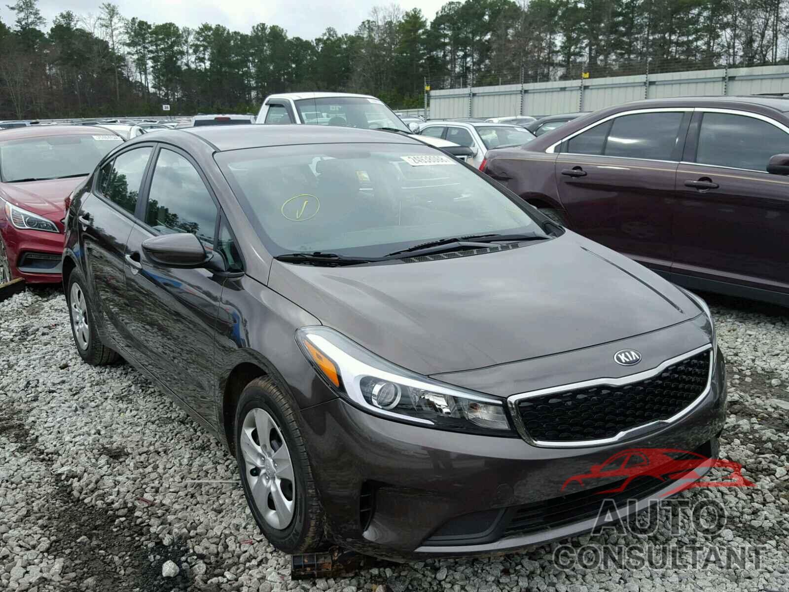 KIA FORTE 2018 - 3KPFL4A75JE176913