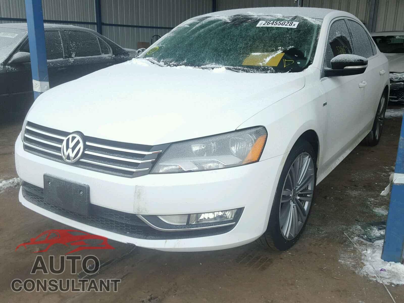 VOLKSWAGEN PASSAT 2015 - 1VWBT7A36FC006603