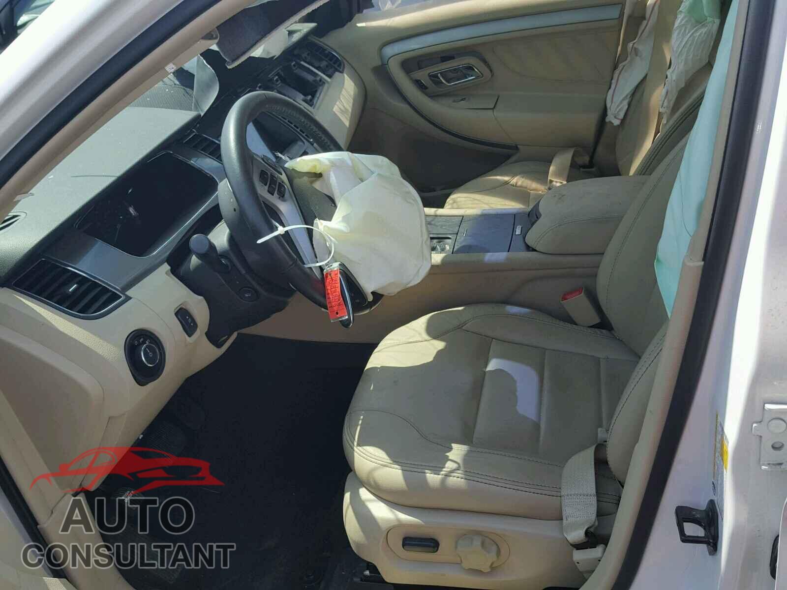 FORD TAURUS 2016 - 1FAHP2E84GG127852
