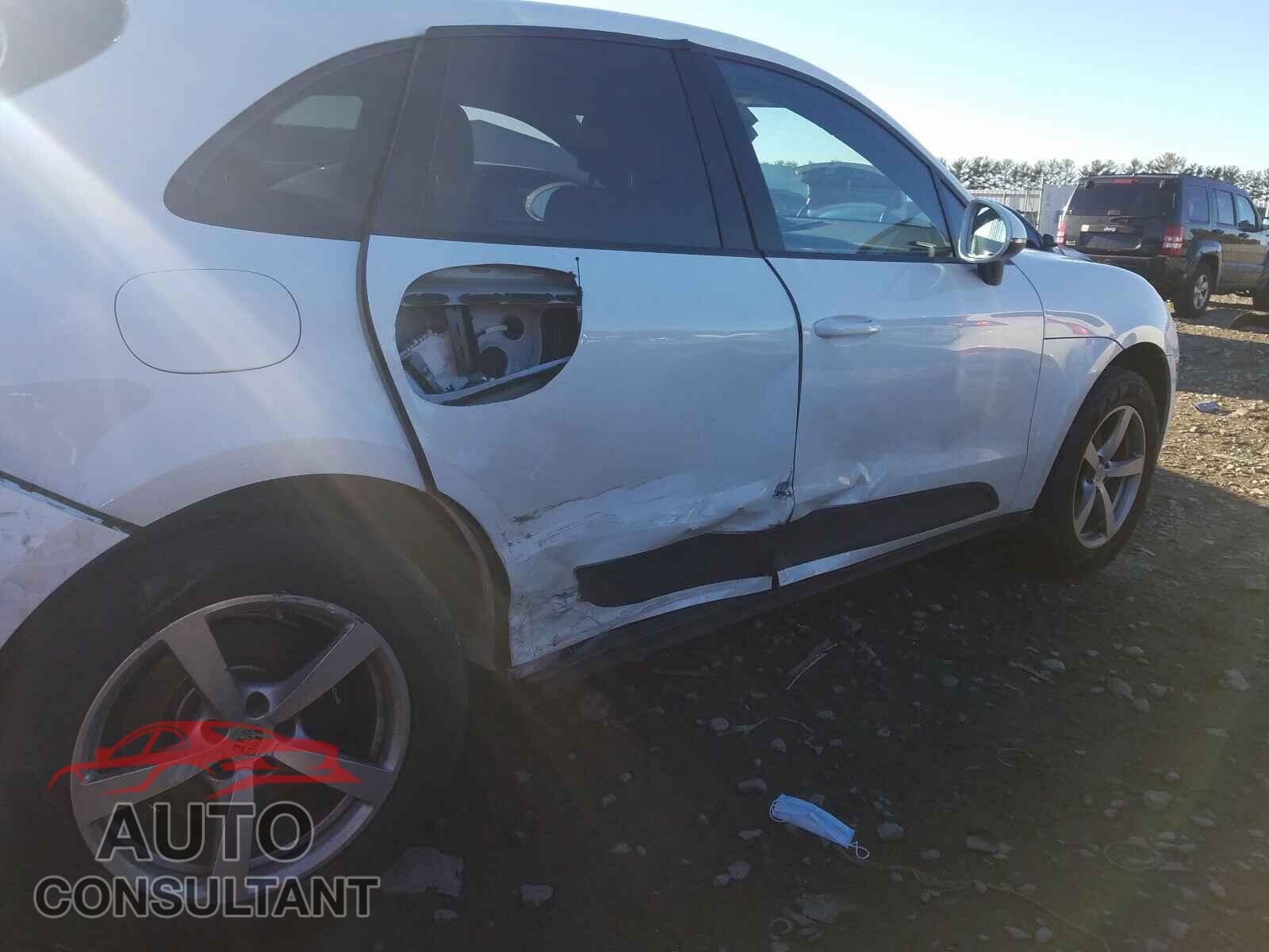 PORSCHE MACAN 2018 - WP1AA2A53JLB08702