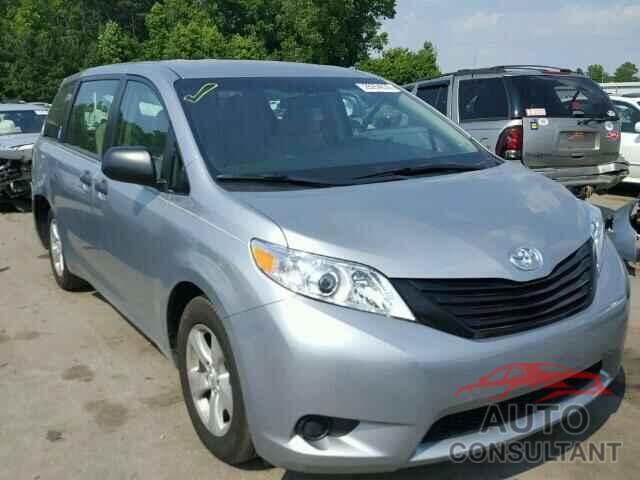 TOYOTA SIENNA 2015 - 5TDZK3DC5FS656644