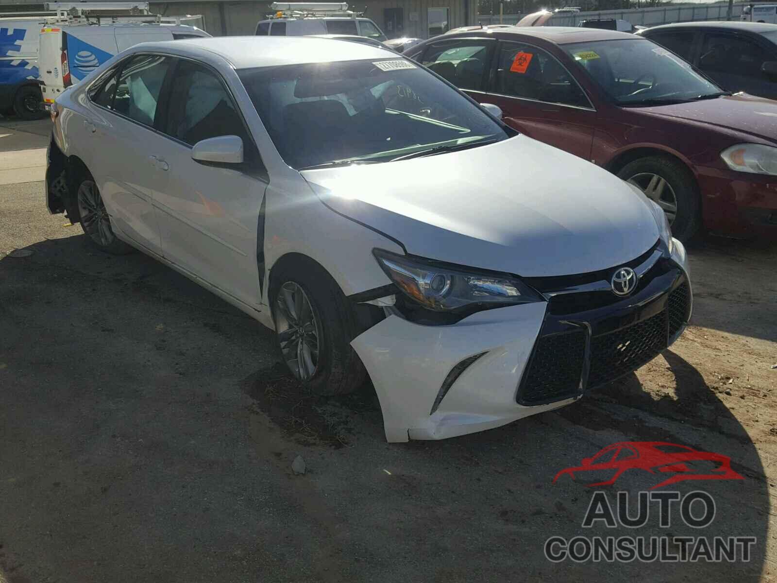 TOYOTA CAMRY 2015 - 4T1BF1FK8FU101144