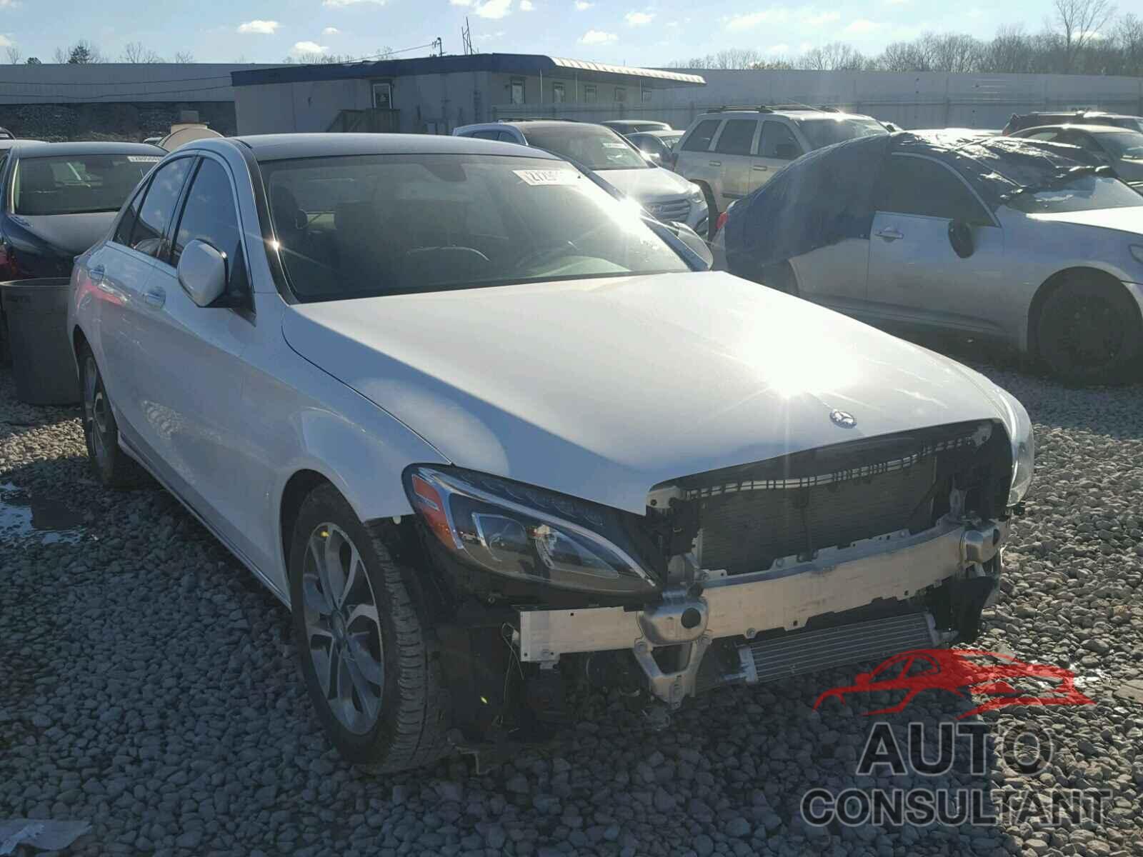 MERCEDES-BENZ C300 2015 - 55SWF4JB2FU076781
