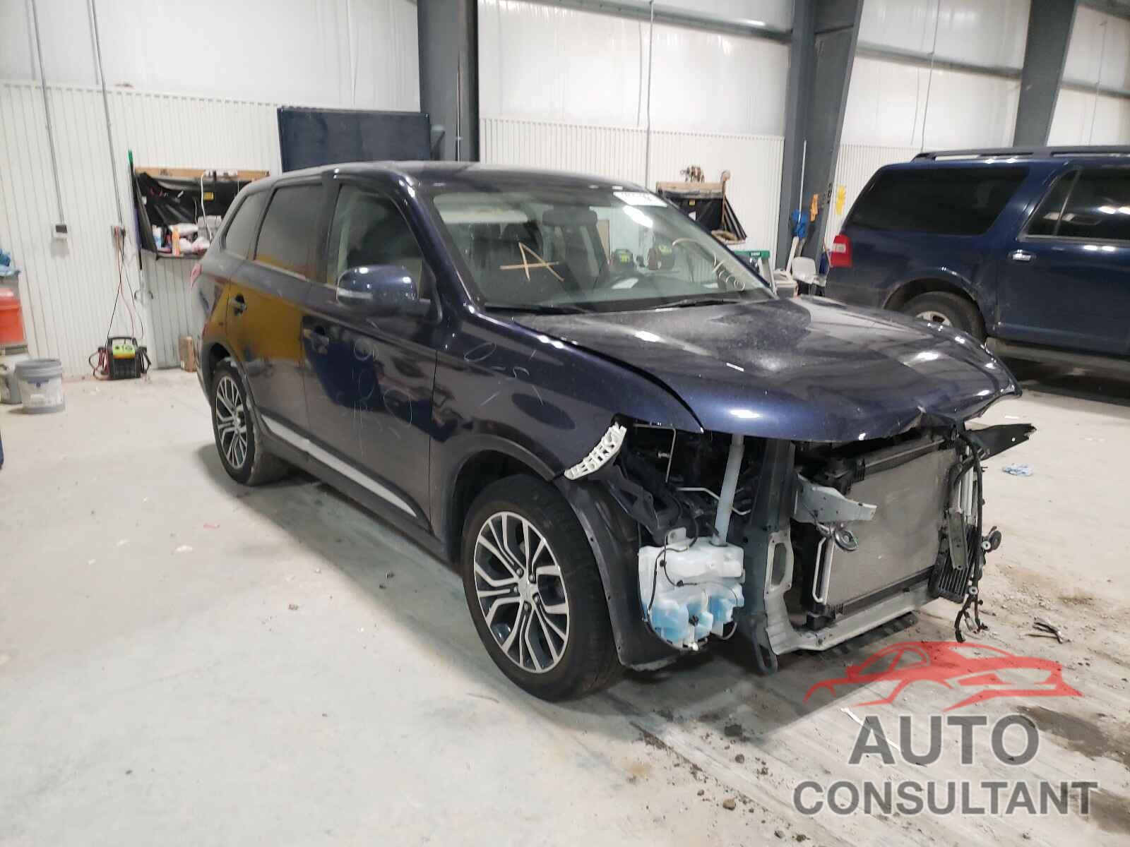 MITSUBISHI OUTLANDER 2018 - JA4AD3A39JZ015882
