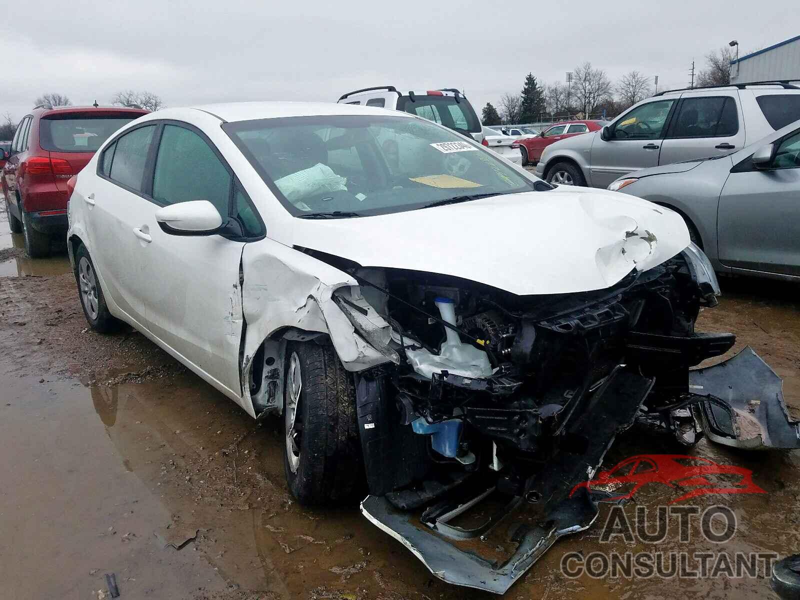 KIA FORTE 2016 - JTDKARFU7G3016256