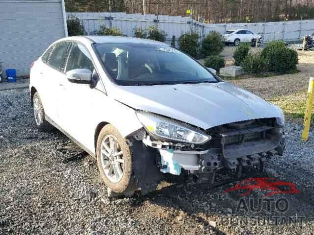 FORD FOCUS 2015 - 1FADP3F26FL291897