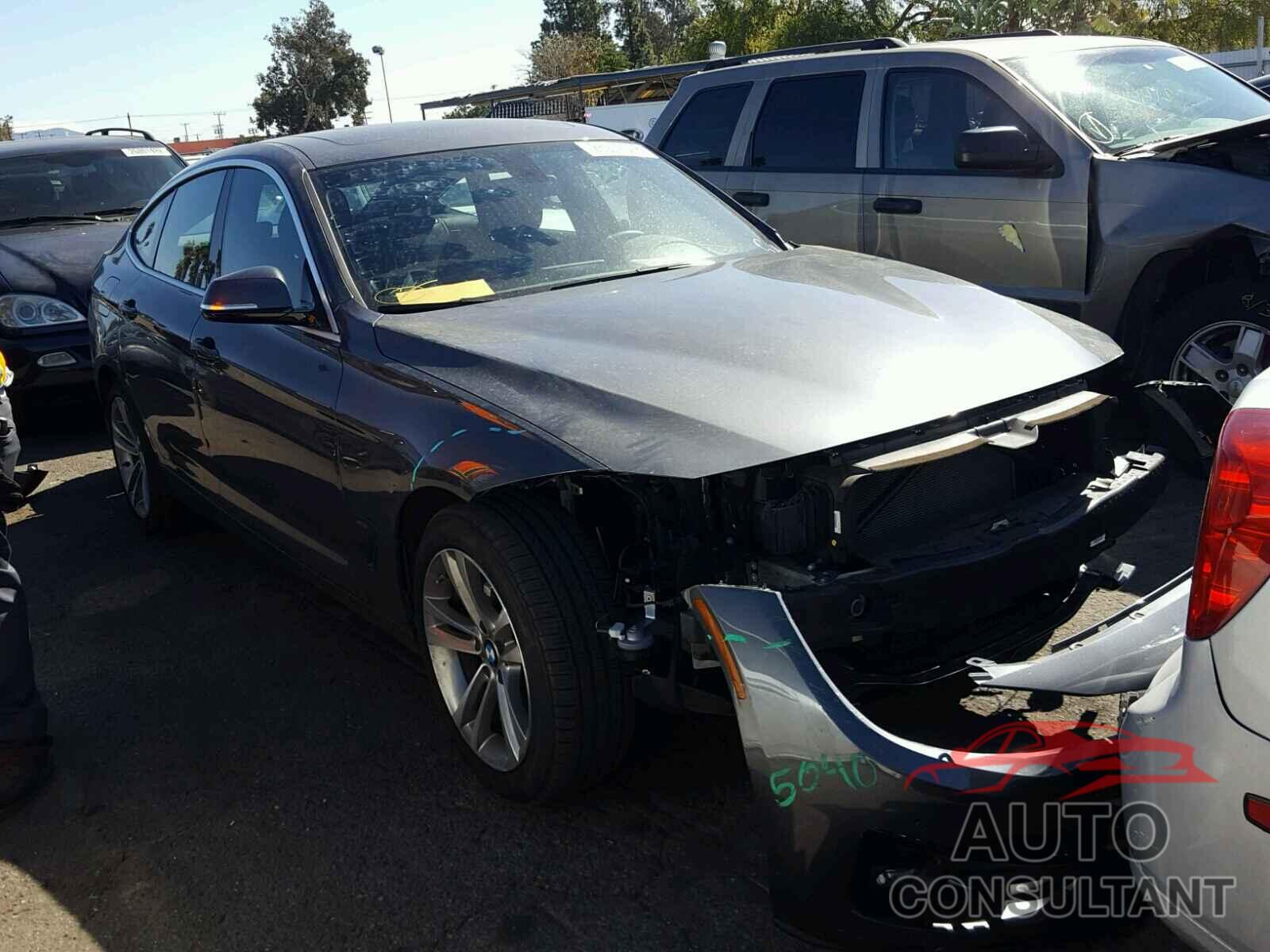 BMW 3 SERIES 2017 - WBA8Z9C37HG453468