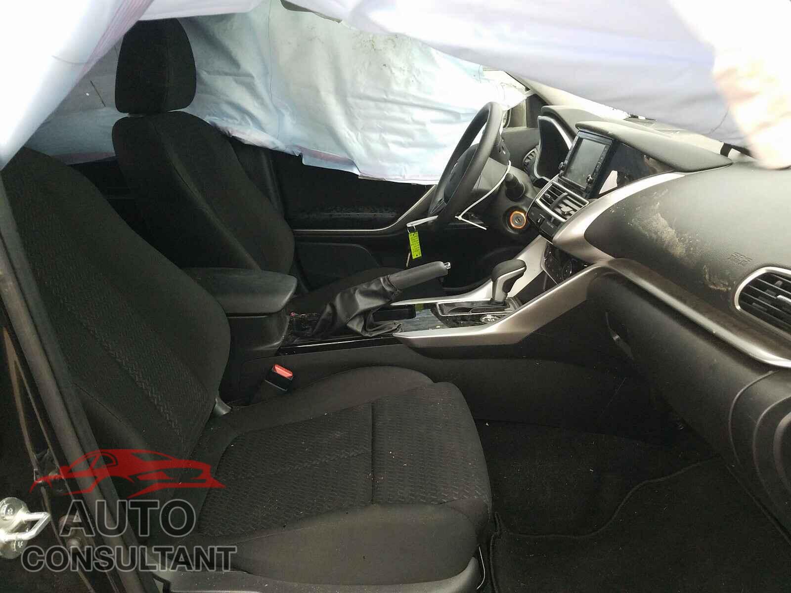 MITSUBISHI ECLIPSE 2019 - JA4AT3AA8KZ021739