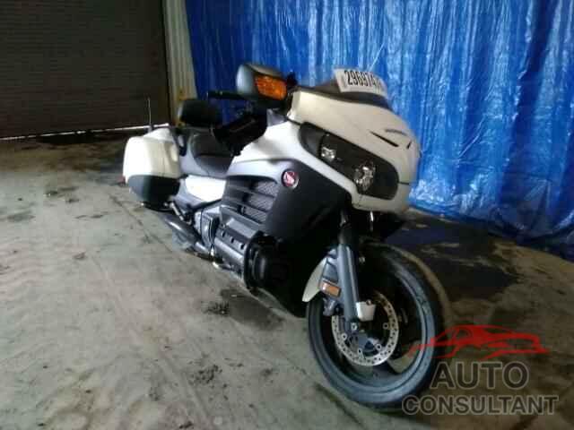 HONDA GL CYCLE 2016 - JH2SC6846GK300495