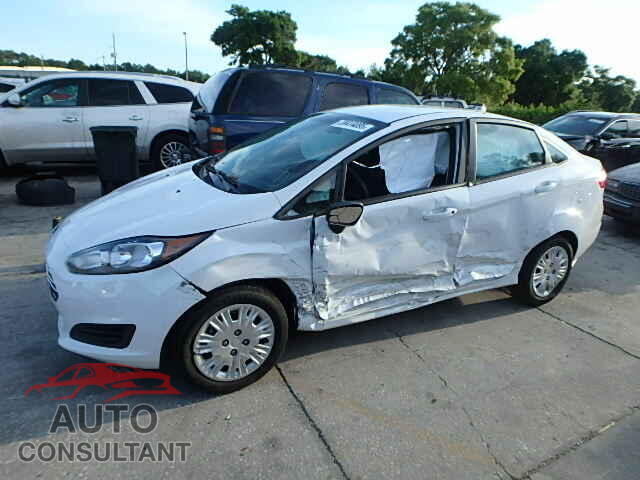 FORD FIESTA 2015 - 3FADP4AJ4FM104577