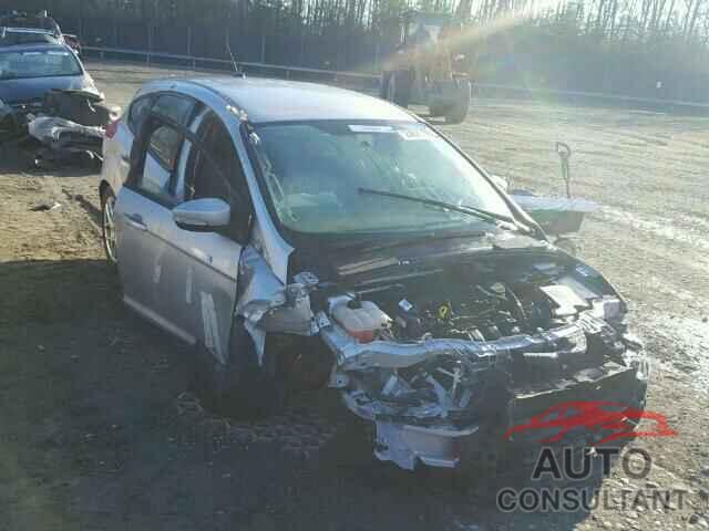 FORD FOCUS 2015 - 1FADP3K29FL270662