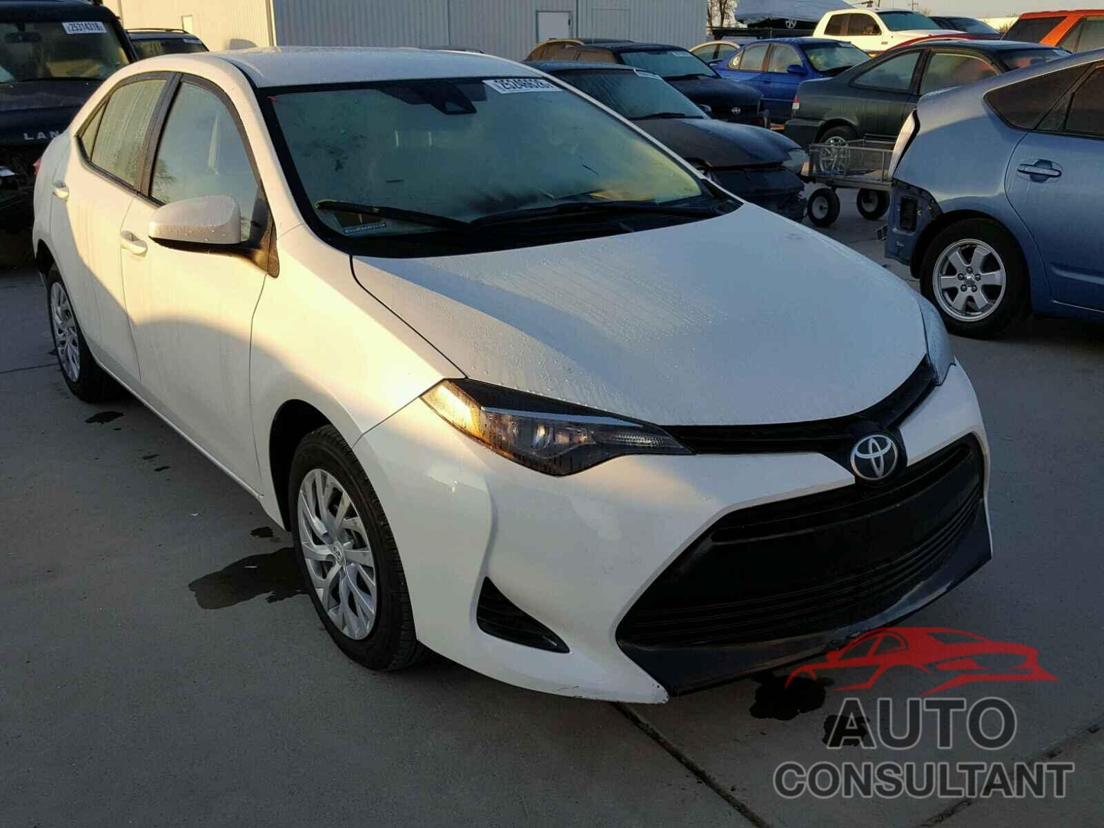 TOYOTA COROLLA 2017 - 5YFBURHE0HP687435