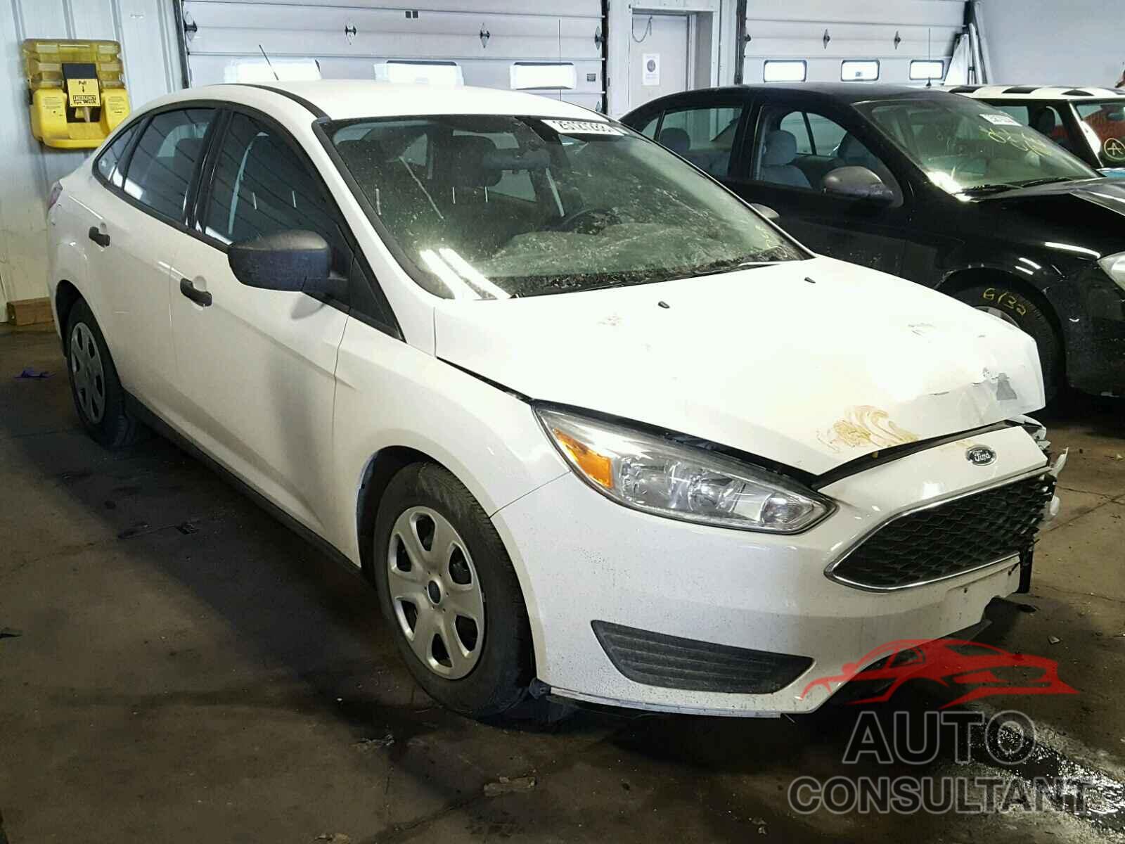 FORD FOCUS 2015 - 1FADP3E20FL366773