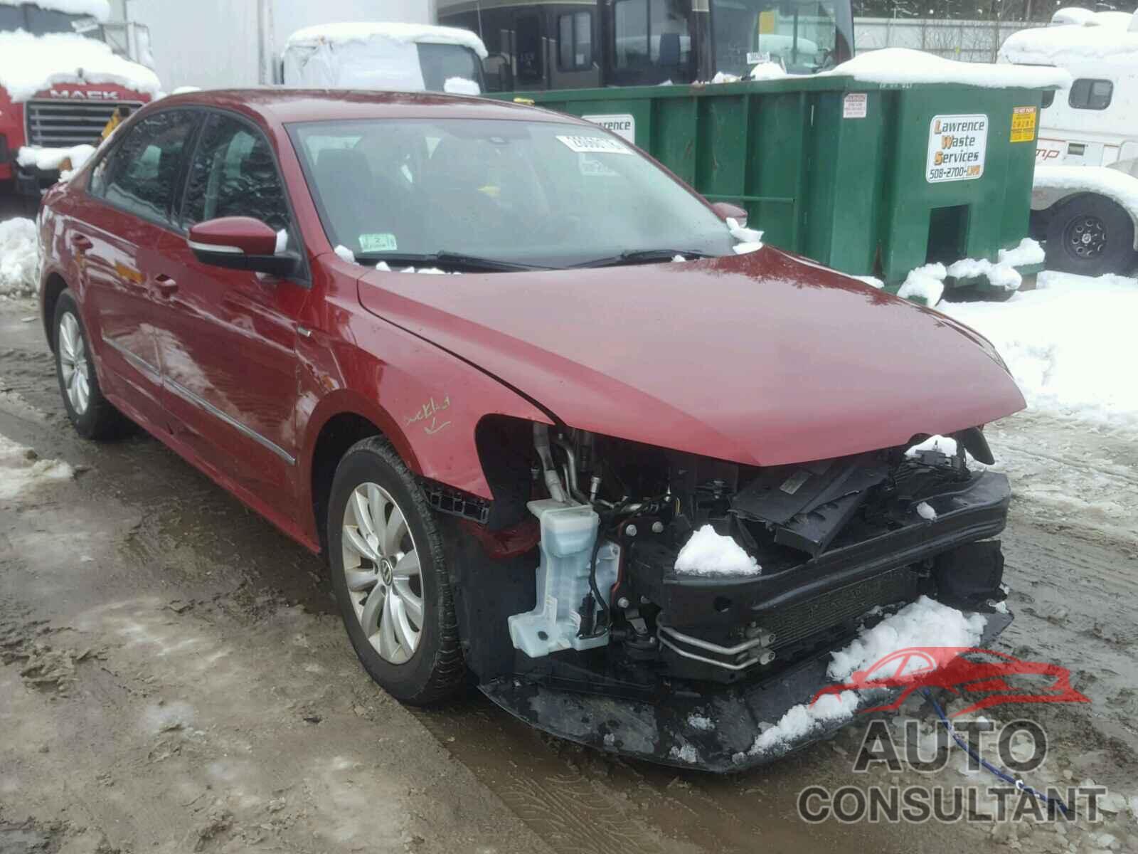 VOLKSWAGEN PASSAT 2015 - 1VWAT7A30FC068820