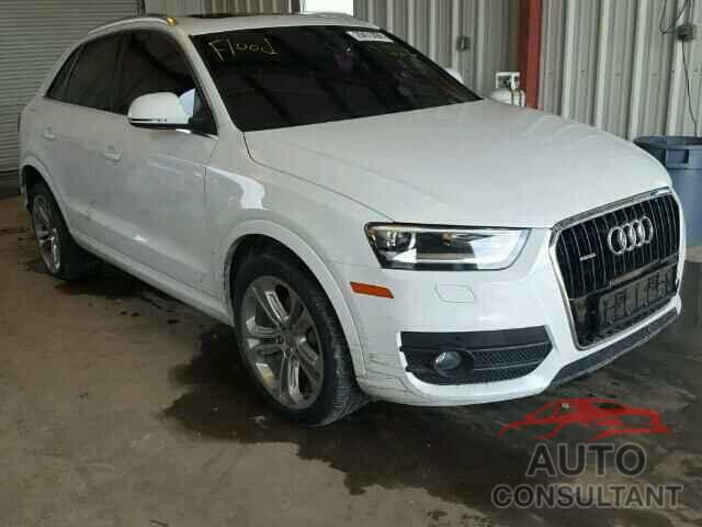 AUDI Q3 2015 - WA1GFCFS5FR011484