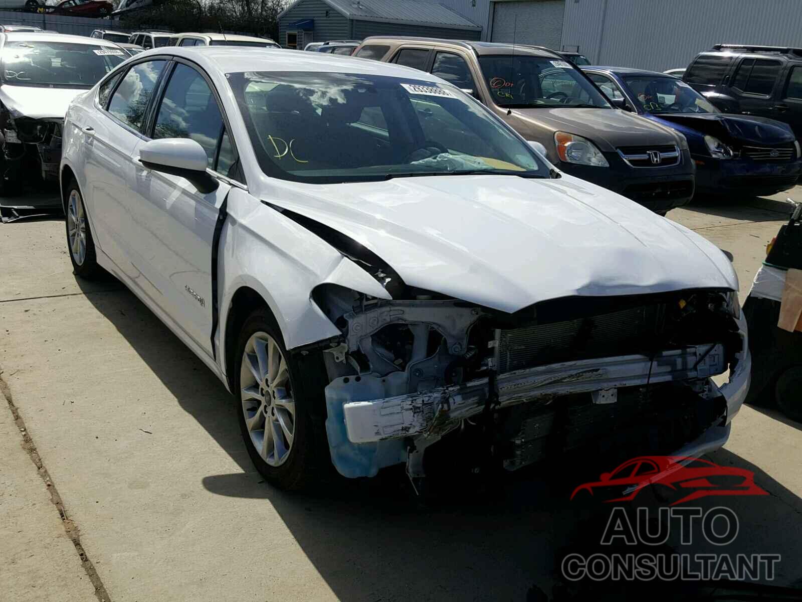 FORD FUSION 2017 - 3FA6P0LU0HR385520