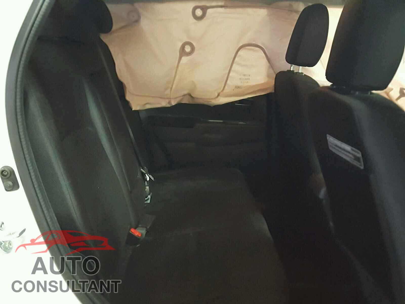 MITSUBISHI OUTLANDER 2015 - 4A4AR3AW8FE032889
