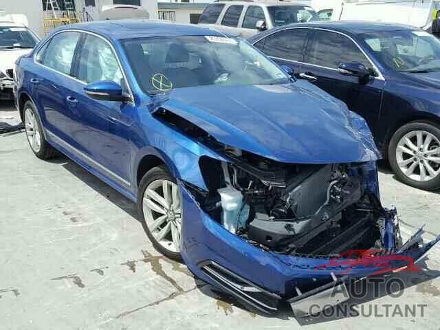 VOLKSWAGEN PASSAT 2017 - 1VWGT7A3XHC010789