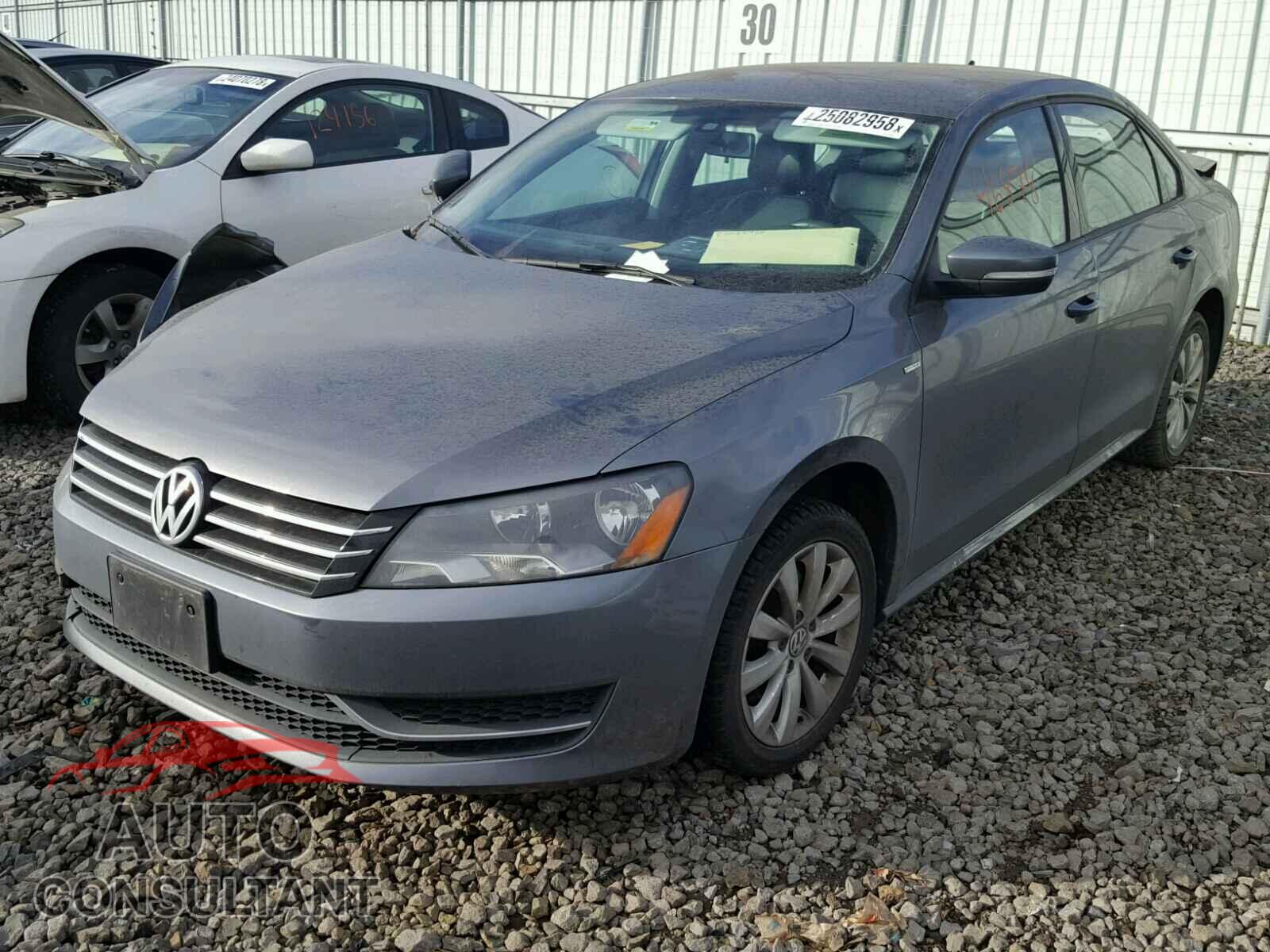 VOLKSWAGEN PASSAT 2015 - 1VWAT7A35FC010900