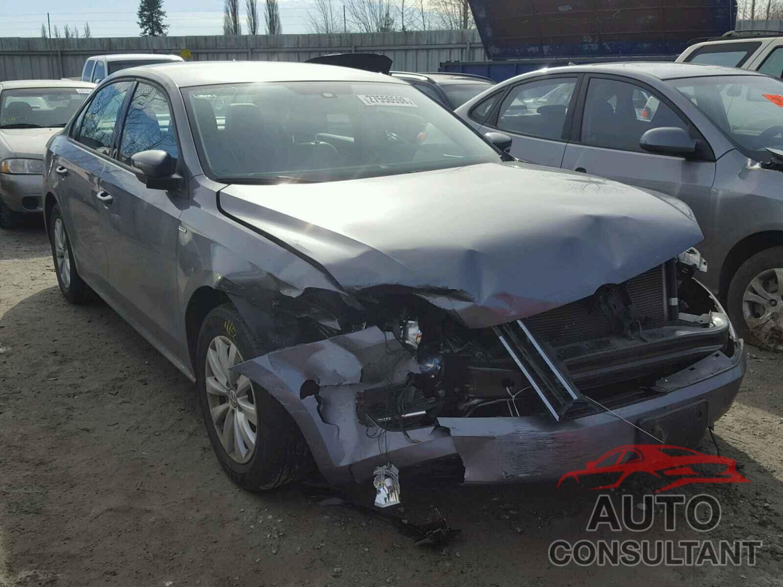 VOLKSWAGEN PASSAT 2015 - 1VWAT7A30FC019519