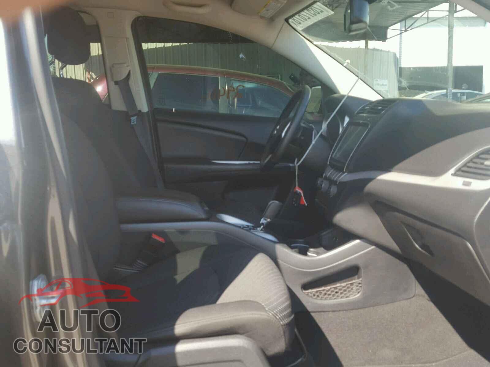DODGE JOURNEY 2017 - 3C4PDCBG2HT544142